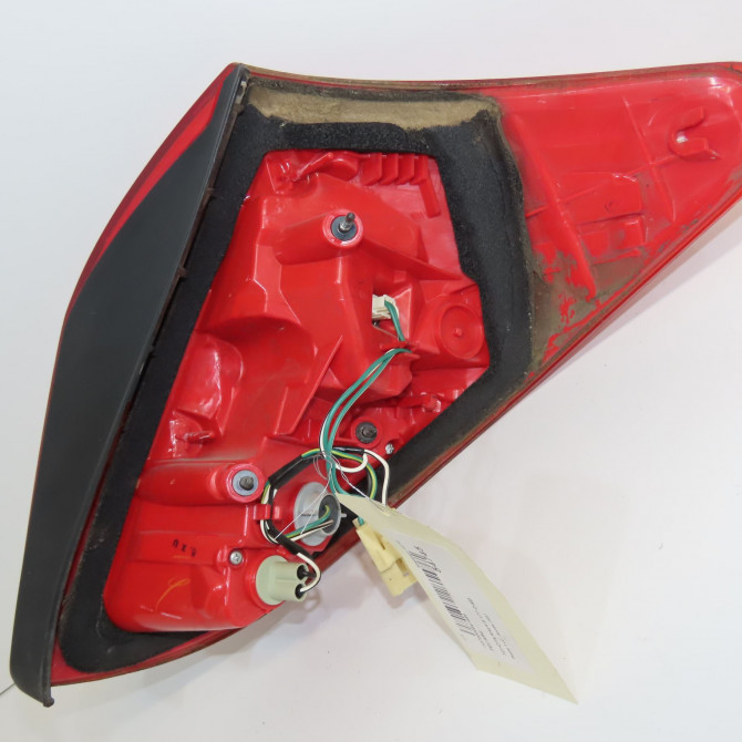 Feu arrière gauche occasion TOYOTA RAV4 III Phase 1 02-2006->11-2009 177 D-4D 8156142091 2