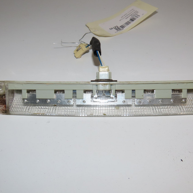 Feux stop supplementaire occasion TOYOTA RAV4 III Phase 1 02-2006->11-2009 177 D-4D 8157042071 2