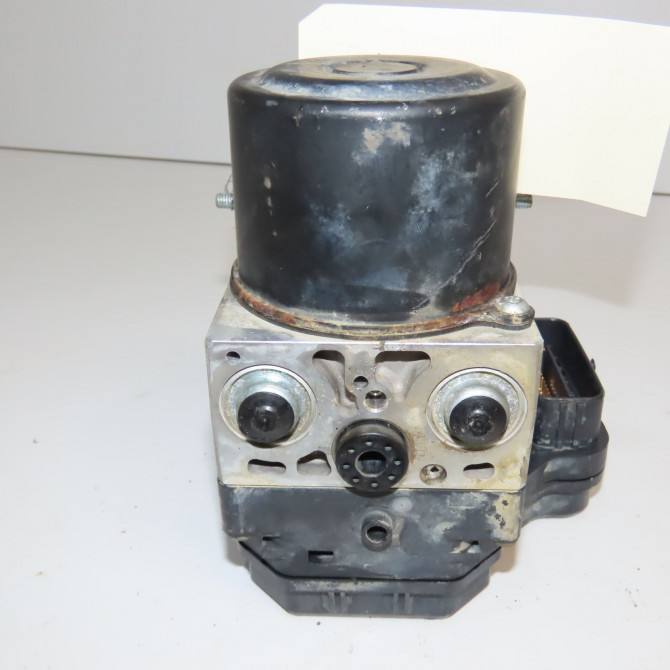 Unité hydraulique ABS occasion TOYOTA RAV4 III Phase 1 02-2006->11-2009 177 D-4D 4405042260 4