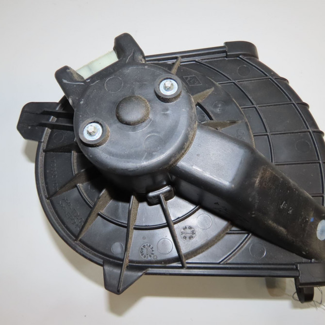 Ventilateur de chauffage occasion RENAULT KANGOO II Phase 1 01-2008->03-2013 1.5 DCI 75ch 7701068992 3