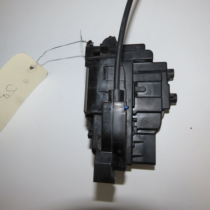 Serrure porte coulissante d occasion RENAULT KANGOO II Phase 1 01-2008->03-2013 1.5 DCI 75ch 8200497719 2