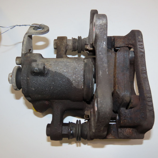 Etrier de frein arrière droit occasion RENAULT KANGOO II Phase 2 01-2013->... ELEC 440011818R 2