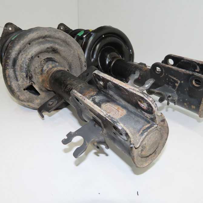 Amortisseur avant droit occasion RENAULT LAGUNA III Phase 1 10-2007->10-2010 2.0 DCI 130ch 543020030R 2