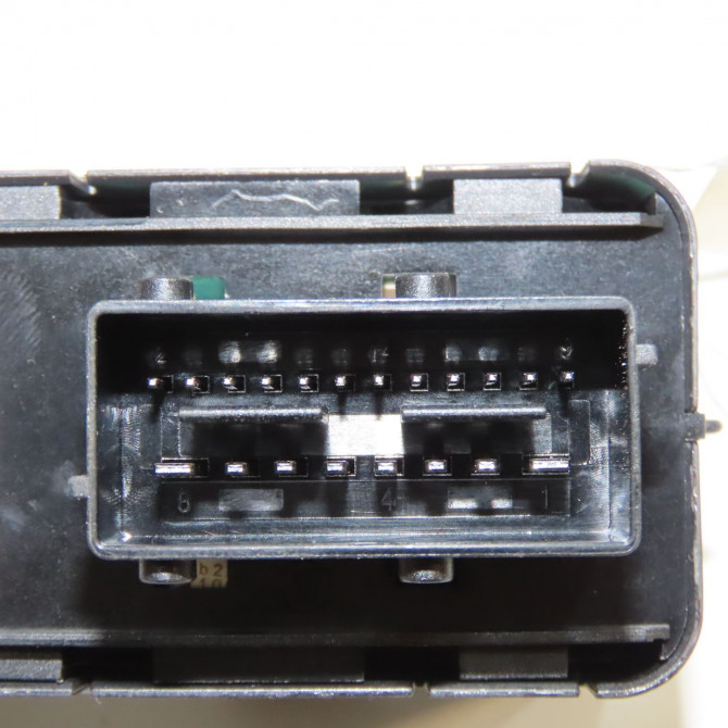 Commande lève-glace porte avant gauche occasion  96788264ZD 4