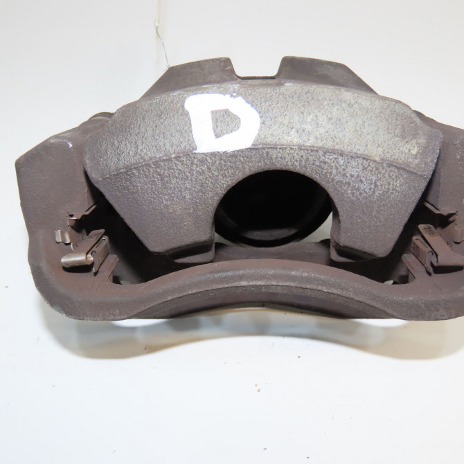 Etrier de frein avant droit occasion TOYOTA RAV4 III Phase 1 02-2006->11-2009 177 D-4D 4773042091 2