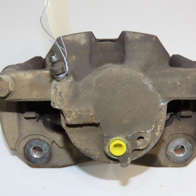 Etrier de frein avant gauche occasion TOYOTA RAV4 III Phase 1 02-2006->11-2009 177 D-4D 4775042091 3