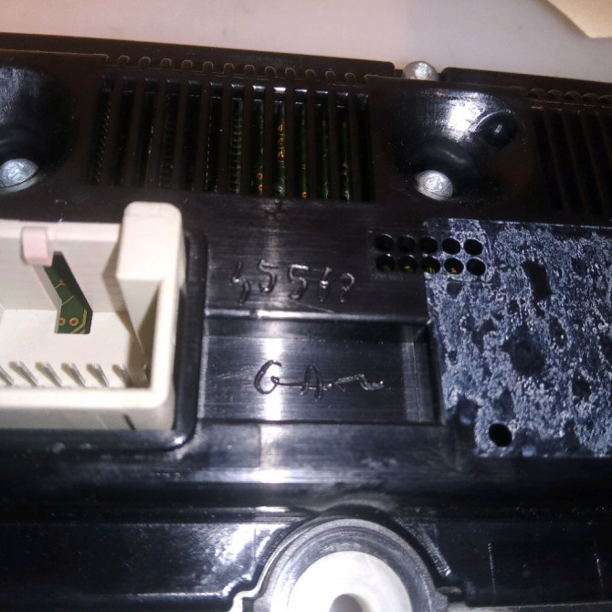 Commande de chauffage occasion VOLKSWAGEN GOLF V Phase 1 11-2003->10-2008 1.6 102ch 3