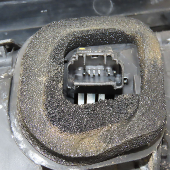 Feu arrière droit occasion CITROEN C1 I Phase 2 11-2008->01-2012 1.0i 6351X8 3