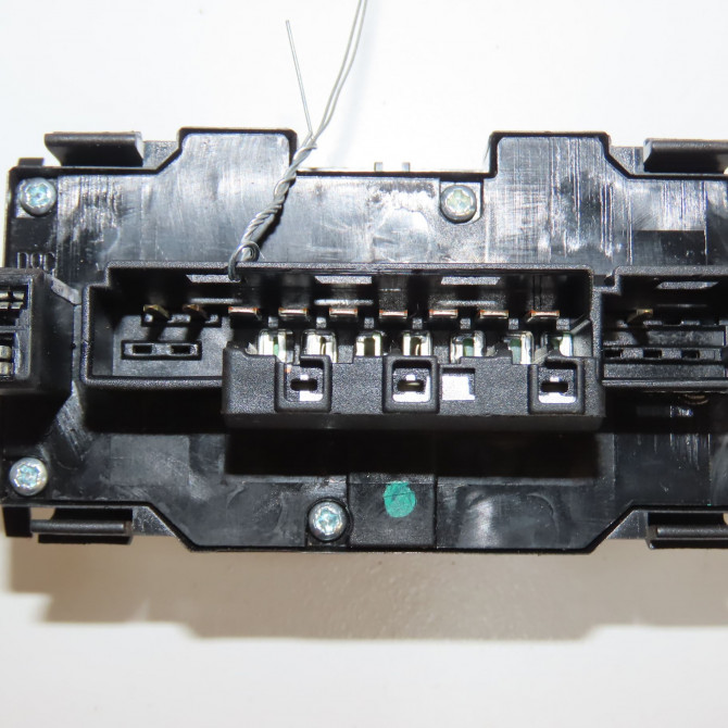 Bouton de warning occasion CHRYSLER CROSSFIRE Phase 1 04-1995->04-1999 3.2i V6 217ch 5102614AA 2