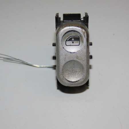 Commande lève-glace porte avant gauche occasion CHRYSLER CROSSFIRE Phase 1 04-1995->04-1999 3.2i V6 217ch 5096806AA