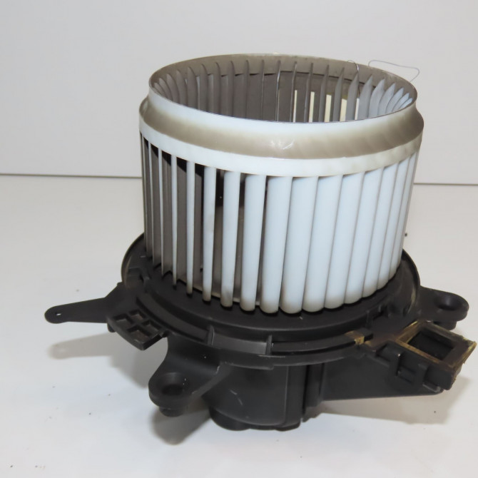 Ventilateur de chauffage occasion CITROEN 146 Phase 1 04-1995->04-1999 1.6 BlueHDI 100ch 9849717080 1