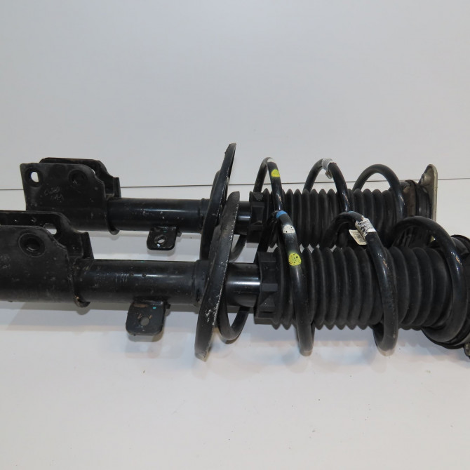 Amortisseur avant droit occasion CITROEN 146 Phase 1 04-1995->04-1999 1.6 BlueHDI 100ch 9820364080 1