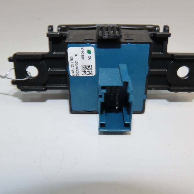 Interrupteur commande de frein a main occasion PEUGEOT 508 Phase 1 04-1995->04-1999 2.0 HDI 163ch 96772967ZD 2