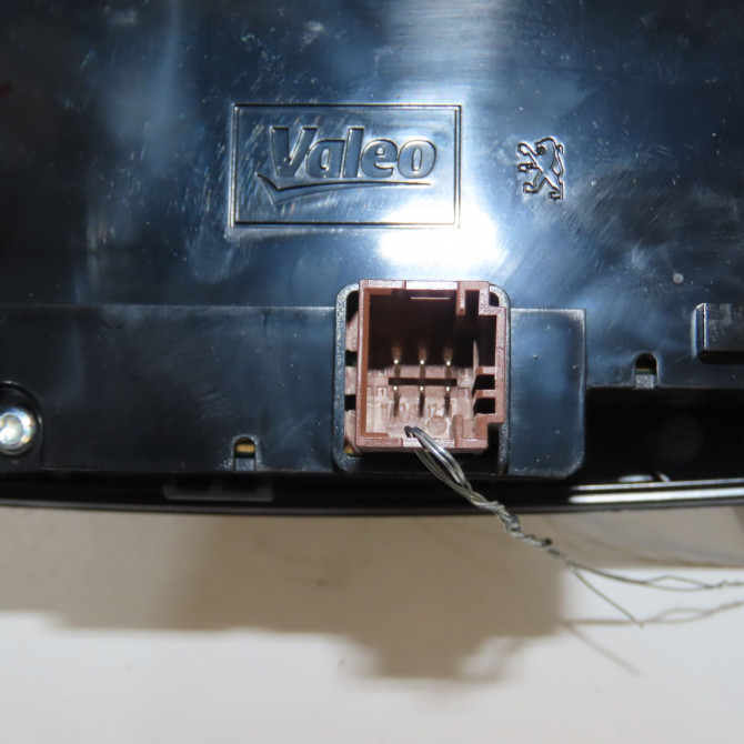 Commande de chauffage occasion PEUGEOT 508 Phase 1 04-1995->04-1999 2.0 HDI 163ch 9804563180 3