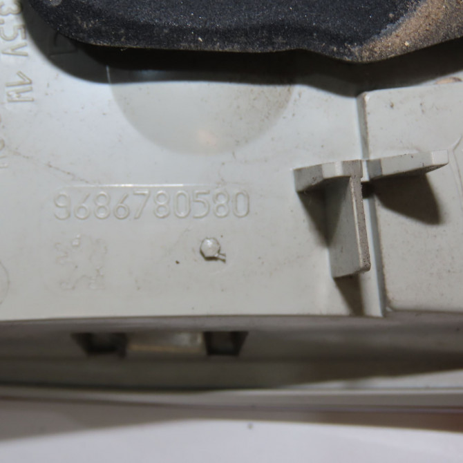 Feu arrière interieur gauche occasion PEUGEOT 508 Phase 1 04-1995->04-1999 2.0 HDI 163ch 6350LZ 4