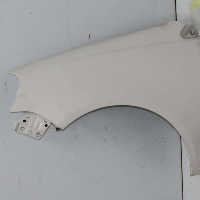 Aile avant gauche occasion VOLKSWAGEN POLO IV Phase 2 05-2005->09-2009 1.4 TDI 70ch 6Q0821105E 1