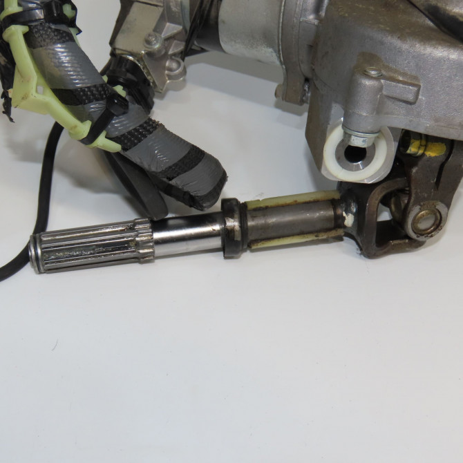 Colonne de direction assistee occasion TOYOTA RAV4 III Phase 1 02-2006->11-2009 177 D-4D 4525042270 3