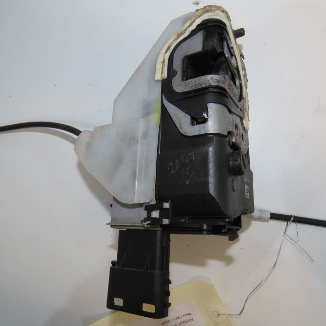 Serrure porte ard occasion PEUGEOT 508 Phase 1 04-1995->04-1999 2.0 HDI 163ch 9819263380 1