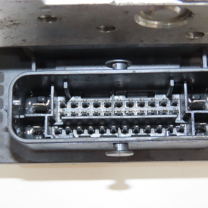 Unité hydraulique ABS occasion PEUGEOT 508 Phase 1 04-1995->04-1999 2.0 HDI 163ch 1611241280 5