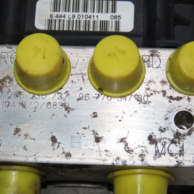 Unité hydraulique ABS occasion PEUGEOT 508 Phase 1 04-1995->04-1999 2.0 HDI 163ch 1611241280 6