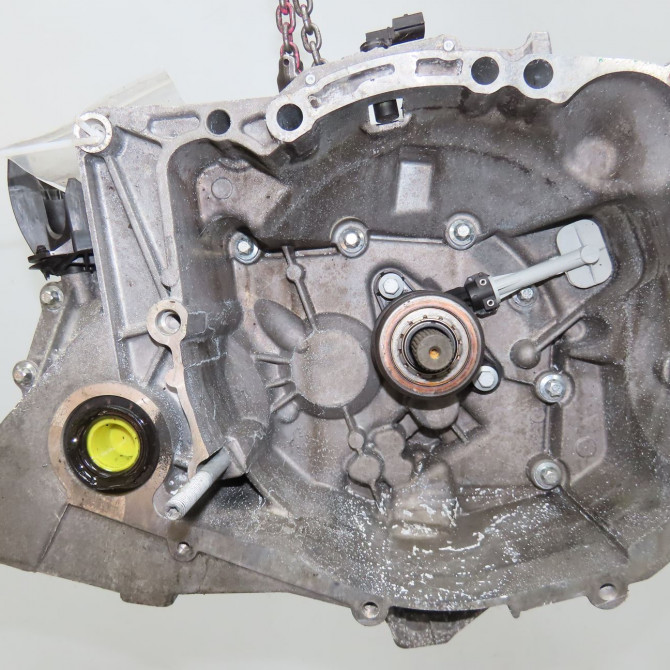 Boîte à vitesse mecanique occasion RENAULT CLIO III Phase 2 03-2009->12-2014 1.2i 16v 75ch 8200805160 1