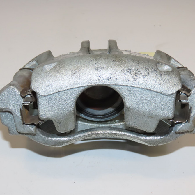 Etrier de frein avant gauche occasion CITROEN 1663358180 2