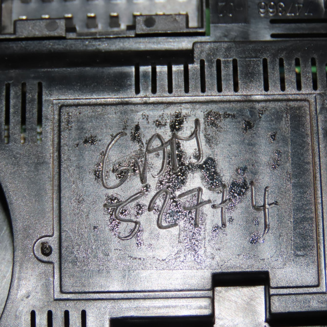 Commande de chauffage occasion AUDI TT II Phase 1 09-2006->04-2010 2.0 TFSi 200ch 5