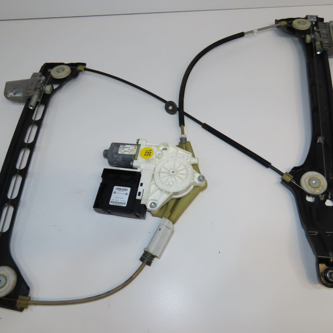 Mecanisme+moteur leve-glace avg occasion AUDI TT II Phase 1 09-2006->04-2010 2.0 TFSi 200ch 8J0837461E 1