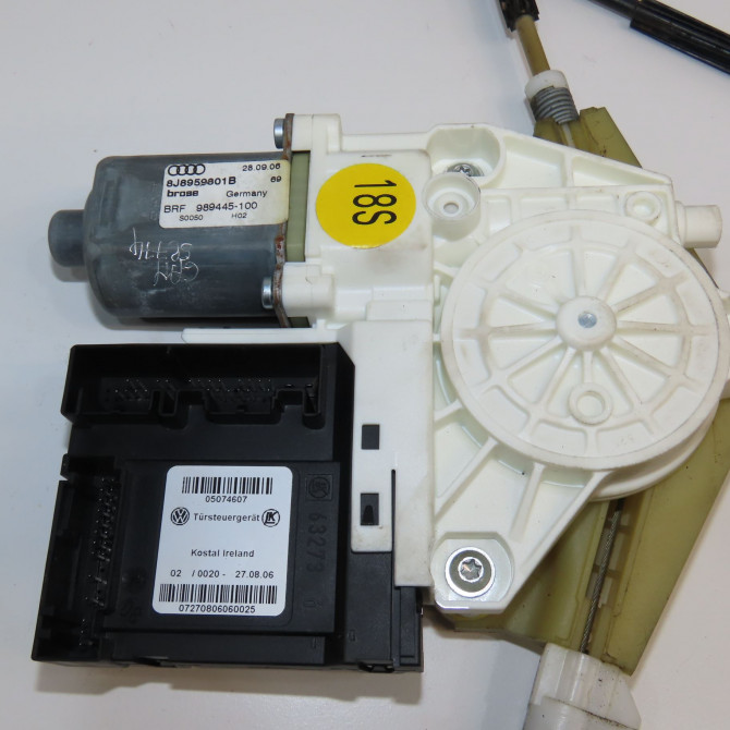 Mecanisme+moteur leve-glace avg occasion AUDI TT II Phase 1 09-2006->04-2010 2.0 TFSi 200ch 8J0837461E 3