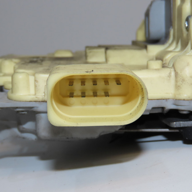 Serrure porte avg occasion AUDI TT II Phase 1 09-2006->04-2010 2.0 TFSi 200ch 8J1837015A 4