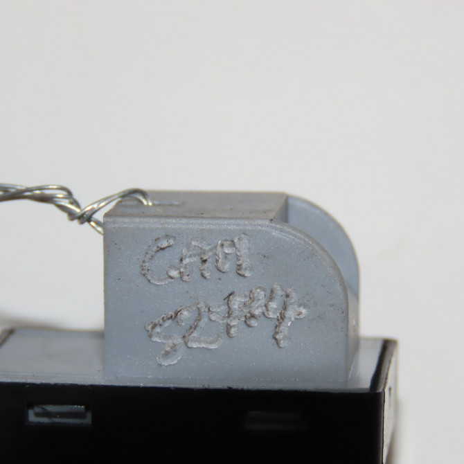 Commande lève-glace porte avant droite occasion AUDI TT II Phase 1 09-2006->04-2010 2.0 TFSi 200ch 4