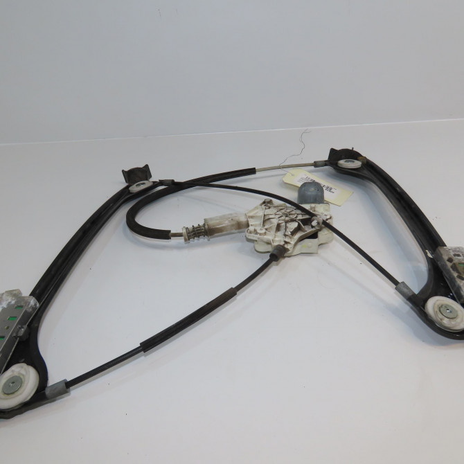 Mecanisme+moteur leve-glace avg occasion MERCEDES CLASSE SLK II Phase 1 03-2004->04-2008 200K 163ch 1717200146 2