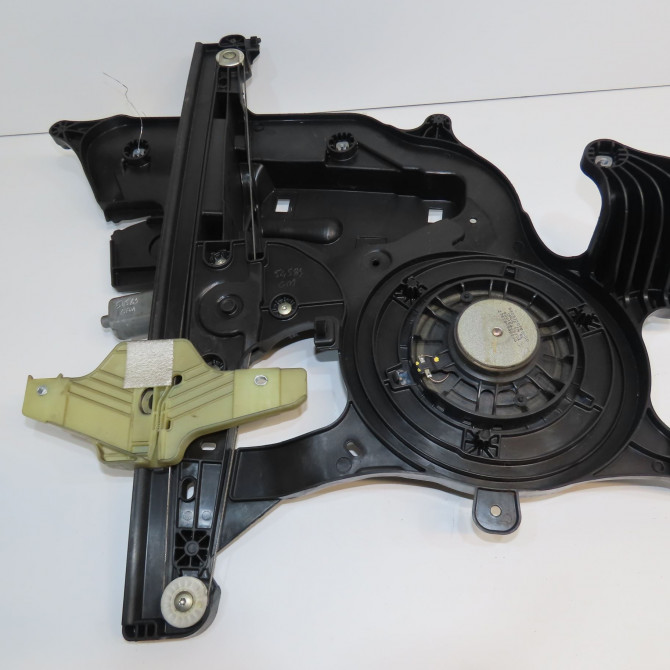 Mecanisme + moteur lève-glace avant droit occasion CITROEN 146 Phase 1 04-1995->04-1999 1.6 BlueHDI 100ch 9840175580 1