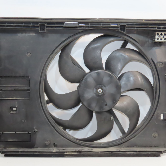 Ventilateur de refroidissement occasion CITROEN 146 Phase 1 04-1995->04-1999 1.6 BlueHDI 100ch 9836638080 1