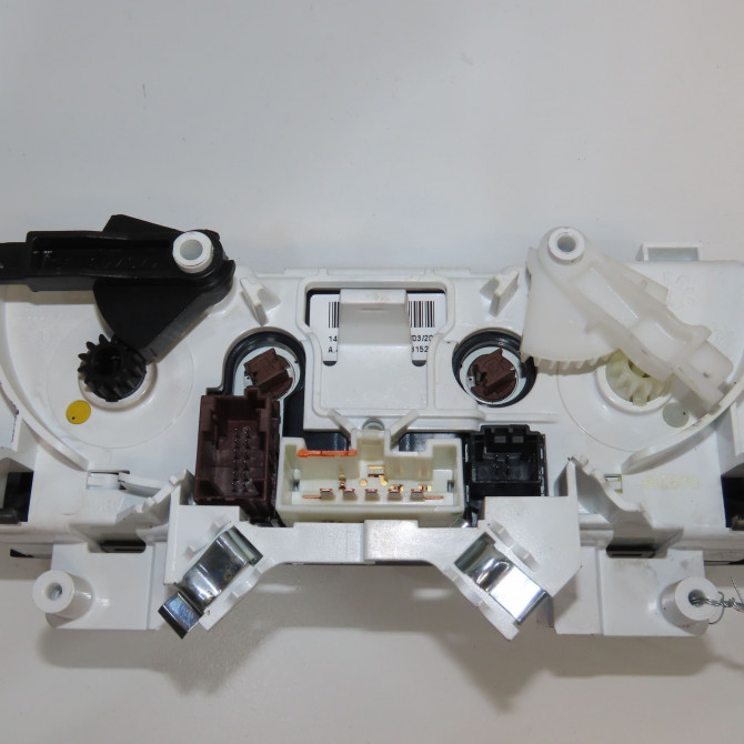 Commande de chauffage occasion CITROEN BERLINGO II Phase 1 05-2008->01-2012 1.6 HDI 16v 75ch 6452K5 2