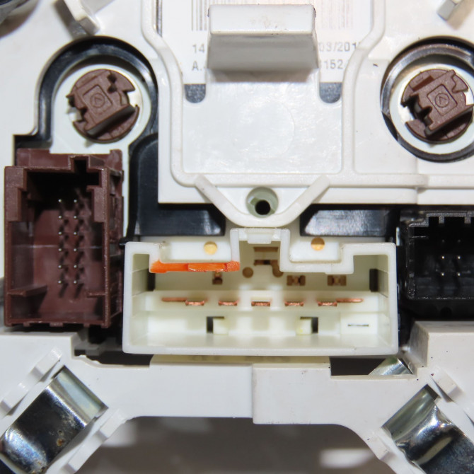 Commande de chauffage occasion CITROEN BERLINGO II Phase 1 05-2008->01-2012 1.6 HDI 16v 75ch 6452K5 3