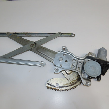 Mecanisme+moteur leve-glace avg occasion SUZUKI SWIFT III Phase 1 03-2005->09-2011 1.3 VVT 8340263J51