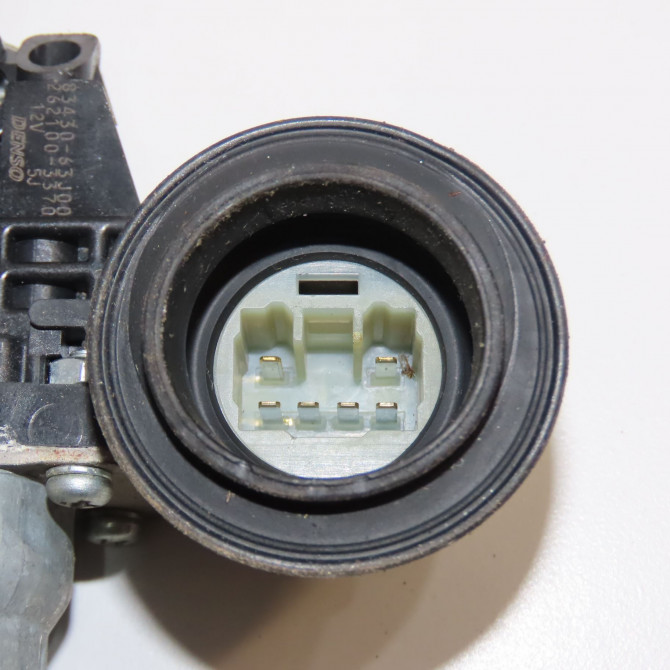 Mecanisme + moteur lève-glace avant droit occasion SUZUKI SWIFT III Phase 1 03-2005->09-2011 1.3 VVT 8340163J51 4