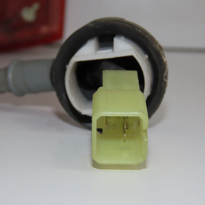 Feu arrière gauche occasion SUZUKI SWIFT III Phase 1 03-2005->09-2011 1.3 VVT 3567063J00 3