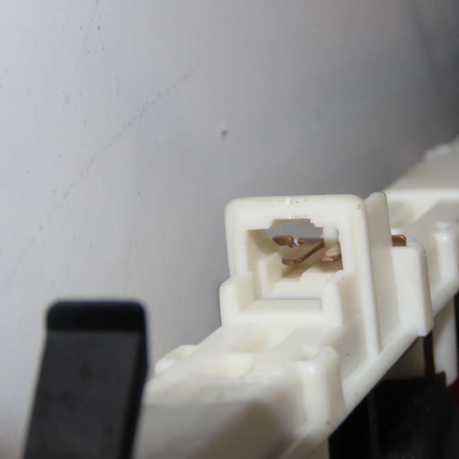 Feux stop supplementaire occasion SUZUKI SWIFT III Phase 1 03-2005->09-2011 1.3 VVT 3582063J00 3