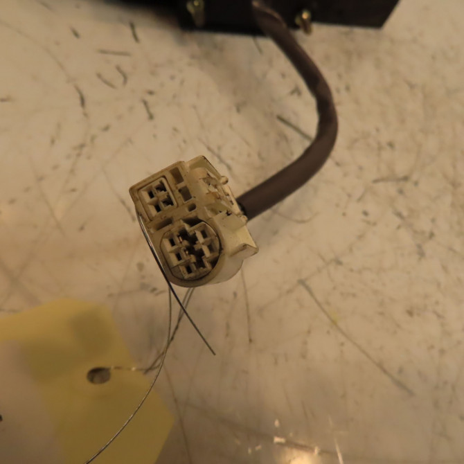 Retroviseur exterieur electrique gauche occasion SUZUKI SWIFT III Phase 1 03-2005->09-2011 1.3i 90ch 8470262JB0ZNL 4