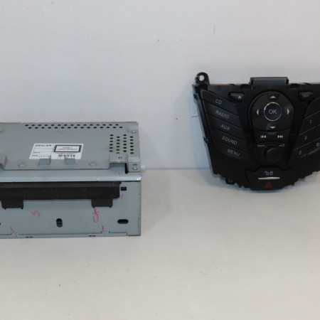 <span class="tt">Autoradio occasion  </span><span class="designation"> </span>