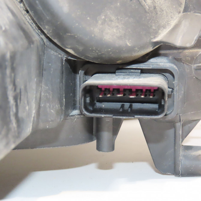 Phare gauche occasion RENAULT MEGANE III Phase 2 01-2012->06-2014 1.5 DCI 110ch 260609764R 3