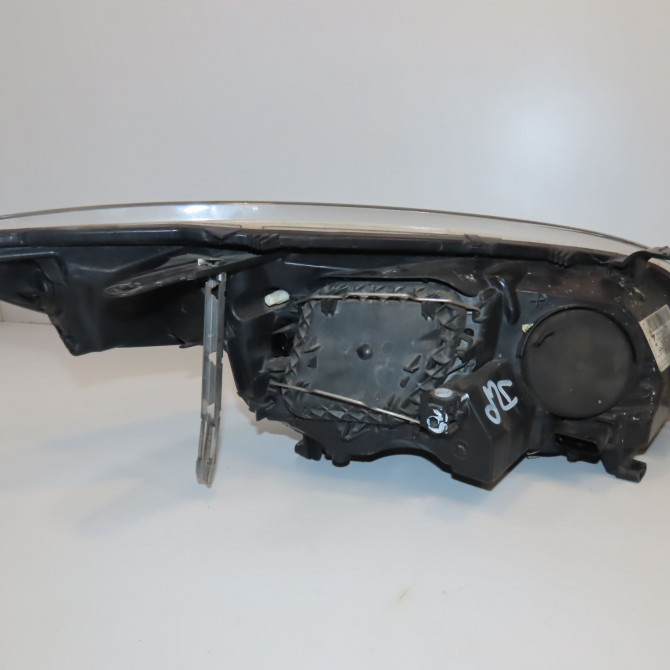 Phare gauche occasion  260609764R 2