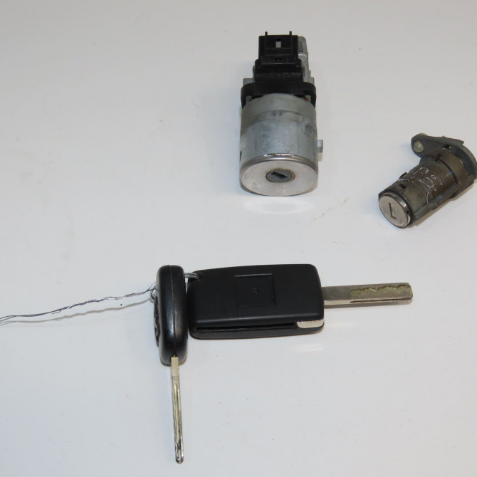 Kit serrures + antivol occasion PEUGEOT 307 Phase 2 06-2005->03-2008 1.6 HDI 16v 90ch 4162KG 1