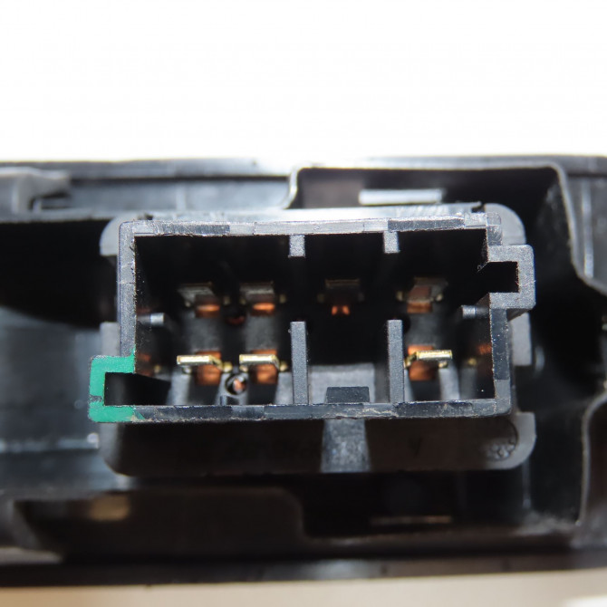 Commande lève-glace porte avant gauche occasion PEUGEOT 307 Phase 2 06-2005->03-2008 1.6 HDI 16v 90ch 6554E4 4