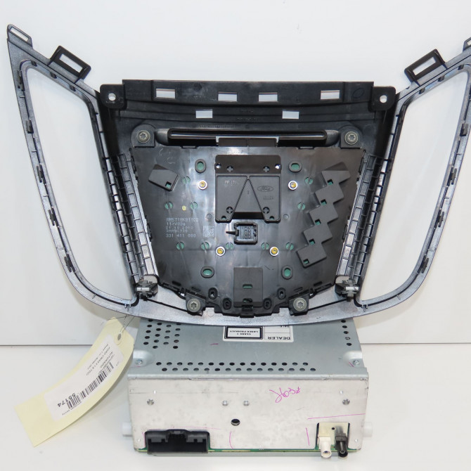 Autoradio occasion FORD CMAX II Phase 1 09-2010->09-2015 1.6 TDCI 115ch 2277323 2