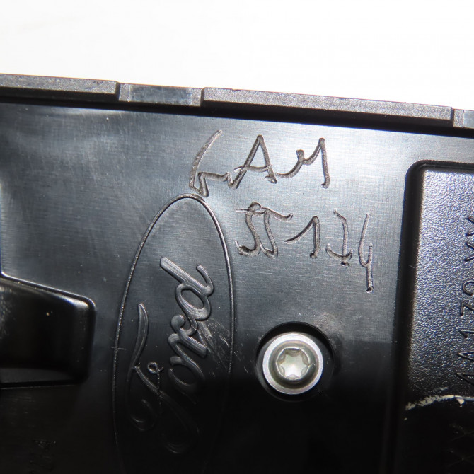 Commande lève-glace porte avant gauche occasion FORD CMAX II Phase 1 09-2010->09-2015 1.6 TDCI 115ch 2033890 5