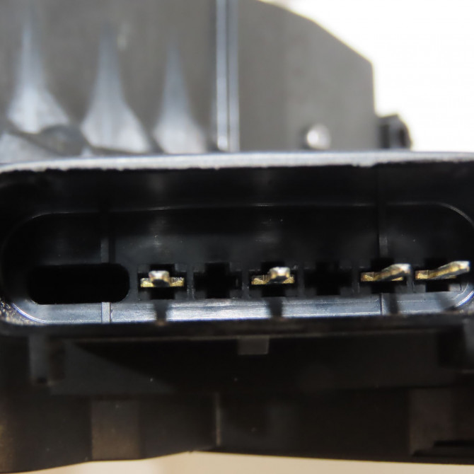 Serrure porte avd occasion FORD CMAX II Phase 1 09-2010->09-2015 1.6 TDCI 115ch 2048282 5