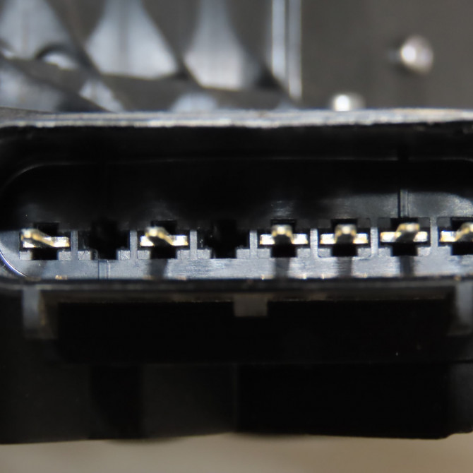 Serrure porte ard occasion FORD CMAX II Phase 1 09-2010->09-2015 1.6 TDCI 115ch 2095156 5